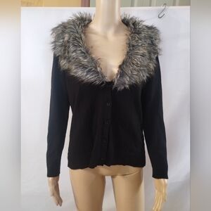 Carolyn Taylor Faux Fur Collar Cardigan Sweater Black Button Front Women’s Small